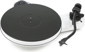 Pro-Ject RPM 3 Carbon weiß (mit Tonabnehmer Ortofon 2M silver)