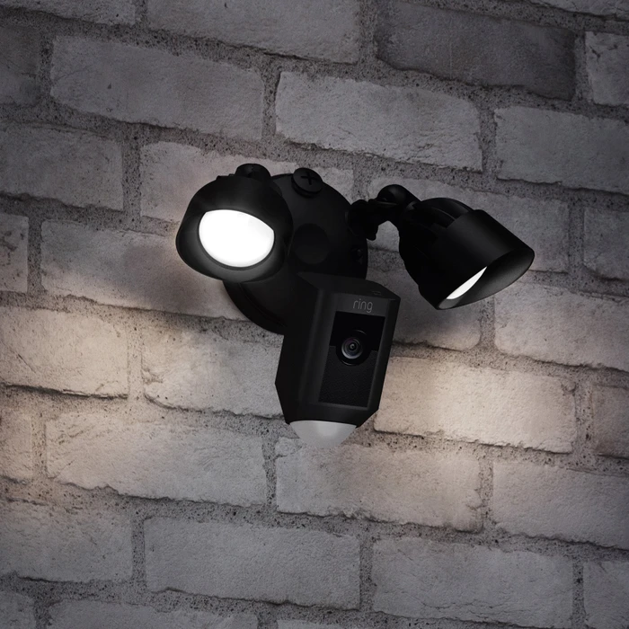 Ring Floodlight Cam Wired Pro, schwarz