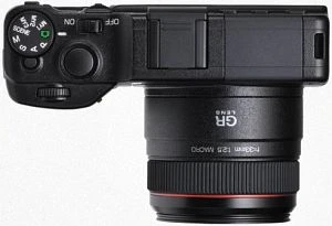 RICOH GXR mit Objektivmodul S10 24-72mm