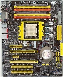 DFI LANparty UT nF4 Ultra-D, nForce4 Ultra (dual PC-3200 DDR)