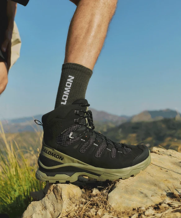 Salomon Quest 5 GTX black/deep lichen green (Herren)