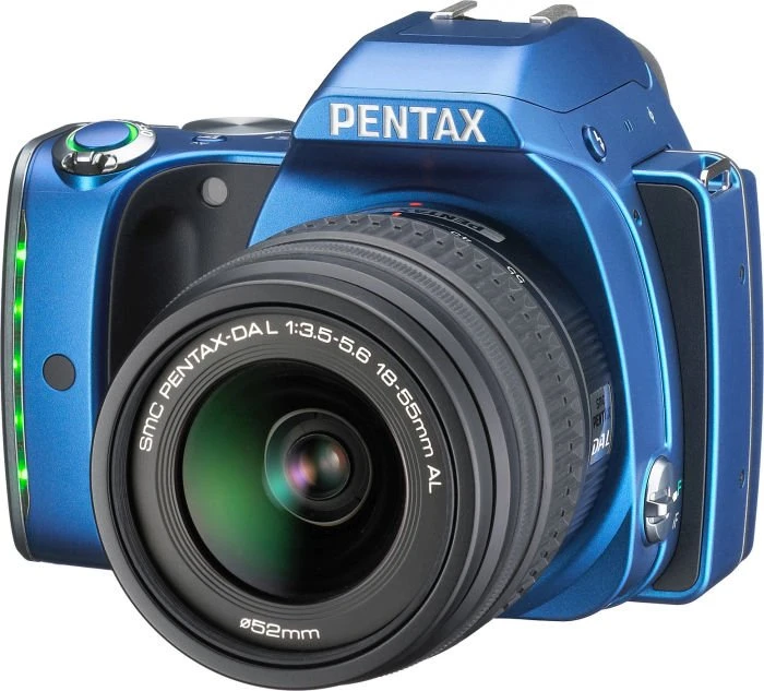 Pentax K-S1 blau mit Objektiv smc DA L 18-55mm 3.5-5.6 AL und smc DA L 50-200mm 4.0-5.6 ED