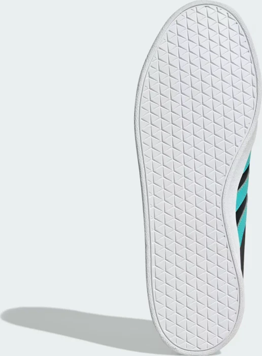 adidas VL Court AMG Petronas Formel 1 Team core black/semi mint rush/cloud white