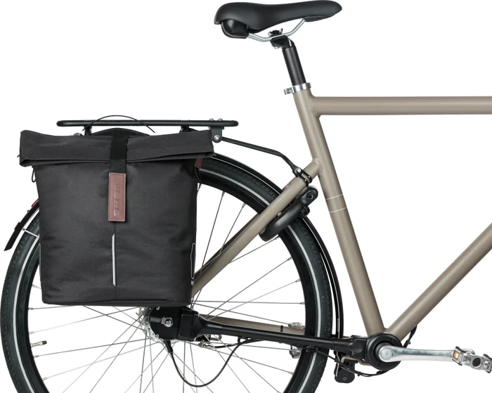 Basil City Shopper MIK Studs Gepäcktasche schwarz