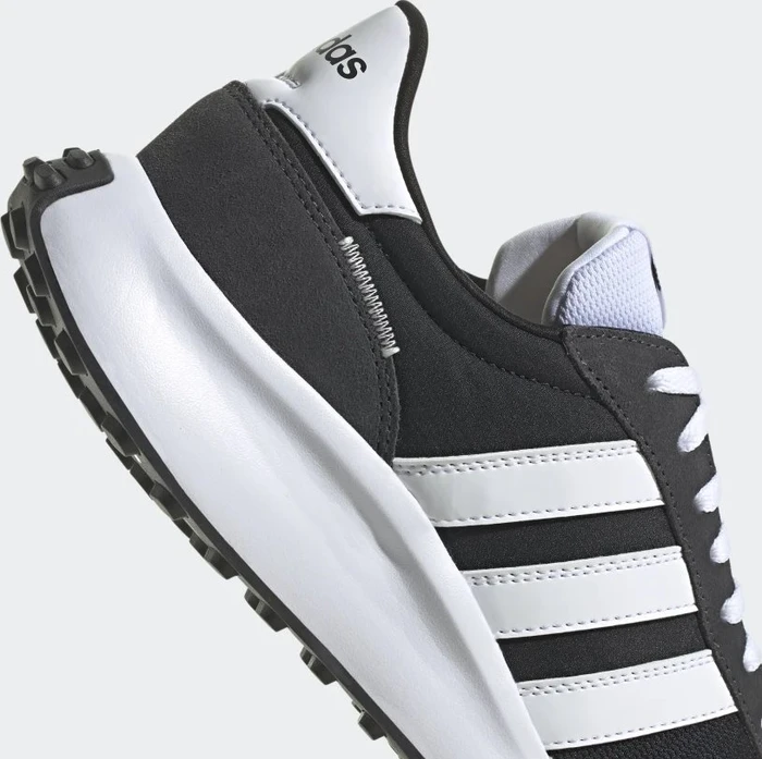 adidas Run 70s Lifestyle core black/cloud white/carbon (Herren)