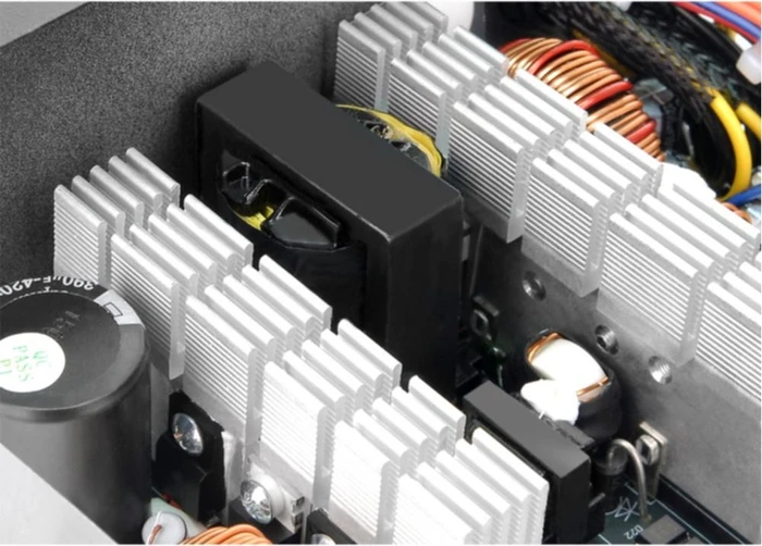 Thermaltake TR2 S 650W, ATX 2.4