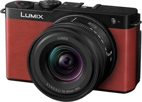 Panasonic Lumix DC-S9 rot mit Objektiv Lumix S 18-40mm 4.5-6.3