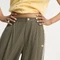 adidas Checks Hose lang olive strata/wonder beige/aurora coffee (Damen) Vorschaubild