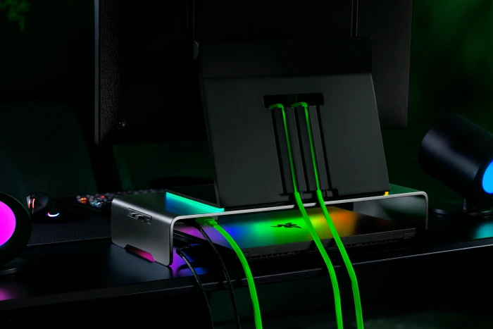 Razer Monitor Stand Chroma, USB-C 3.0 [Buchse]