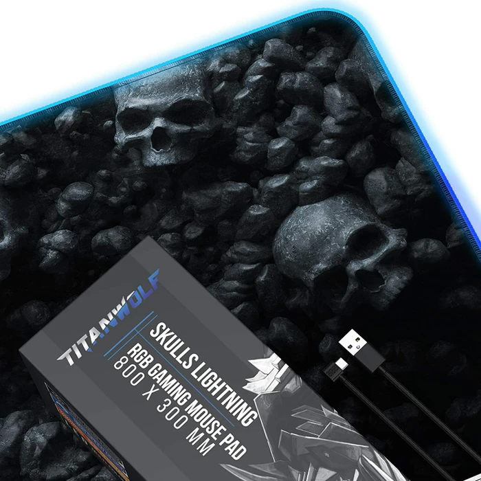 Titanwolf Skulls Lightning RGB XXL Gaming-Mauspad, 800x300mm, schwarz/weiß