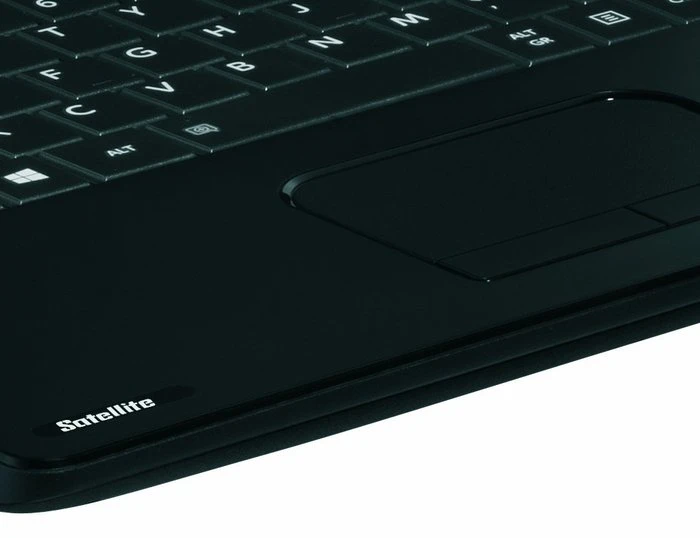 Toshiba Satellite C70-A-10U, schwarz, Pentium 2020M, 8GB RAM, 750GB HDD, DE