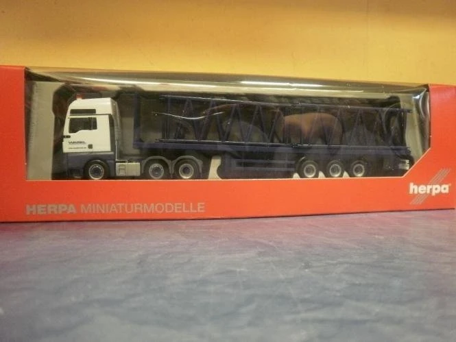 Herpa MAN TGX XLX Euro 6c Flachbett Sattelzug mit 2 Turmteilen LR 1600/2 Wasel