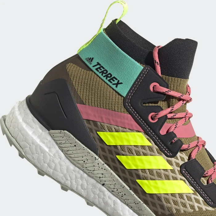 adidas Terrex Free Hiker Primeblue brown malt/core black/acid mint (Herren)