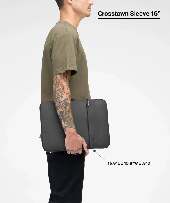 Incase Crosstown Sleeve 16" (MacBooks), schwarz