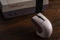 8BitDo Retro R8 Mouse mit Ladestation, N Edition, grau/rot, USB/Bluetooth Vorschaubild