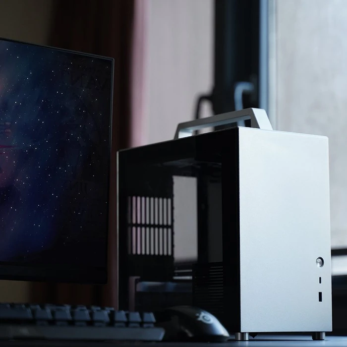 Jonsbo T8 PLUS Black, schwarz, Glasfenster, Mini-ITX