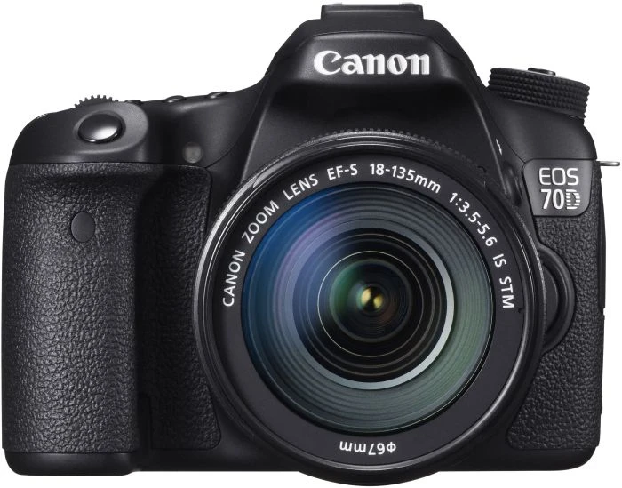 Canon EOS 70D mit Objektiv EF-S 18-135mm 3.5-5.6 IS STM