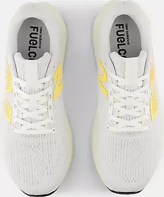 New Balance FuelCell Propel v5 white/black/hot mango (Damen)