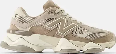 New Balance 9060 mushroom/arid stone