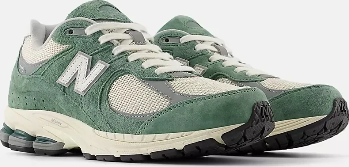 New Balance 2002R dark juniper/linen