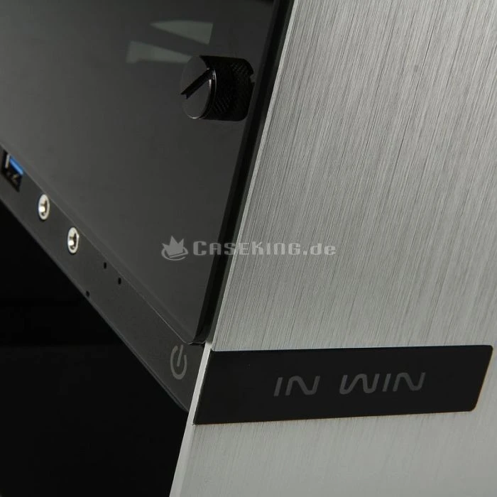 In Win 901 silber, Glasfenster, Mini-ITX