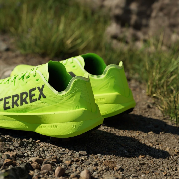 adidas Terrex Agravic Speed lucid lemon/core black/dash grey (Damen)