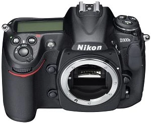 Nikon D300s mit Objektiv AF-S DX 18-200mm 3.5-5.6 G IF-ED VR