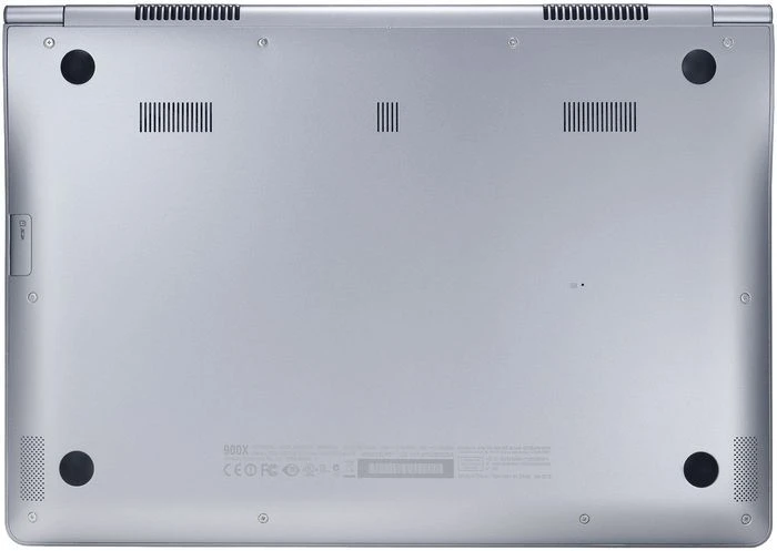Samsung 900X3D, Core i5-2537M, 4GB RAM, 128GB SSD, DE