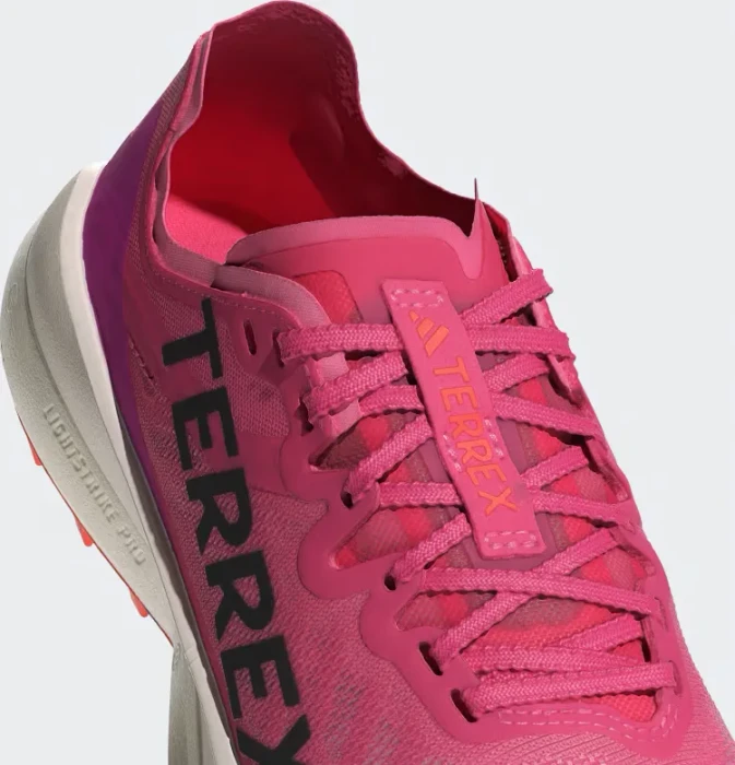 adidas Terrex Agravic Speed pink fusion/core black/purple burst (Damen)