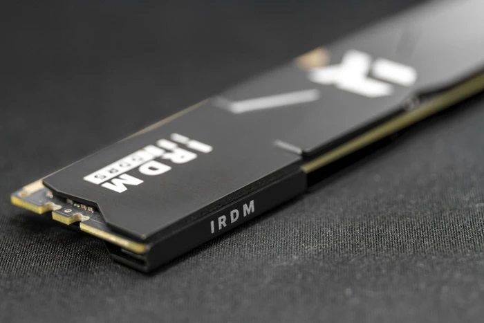goodram IRDM BLACK SILVER UDIMM 64GB Kit, DDR5-6000, CL30-38-38-96, 2RX8