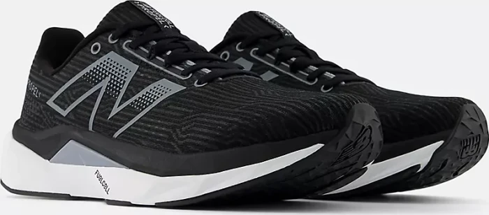 New Balance FuelCell Propel v5 black/white/steel (Herren)