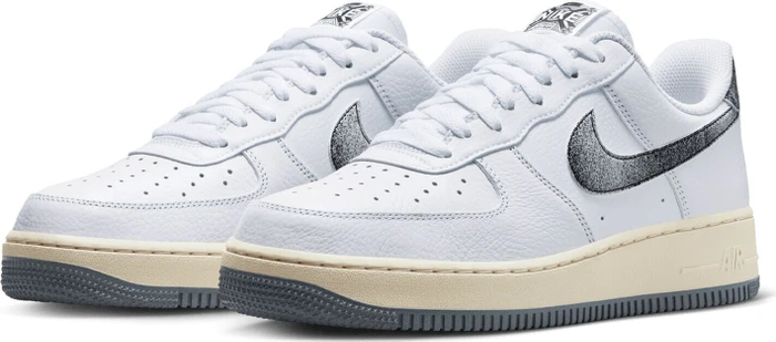 Nike Air Force 1 '07 LX white/coconut milk/pale vanilla (Herren)