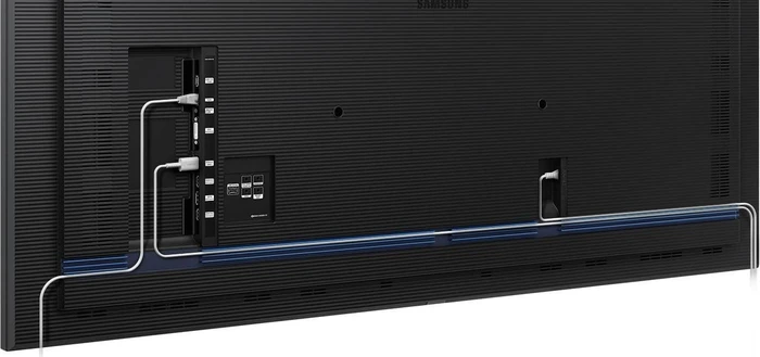 Samsung QM55R, 54.6"