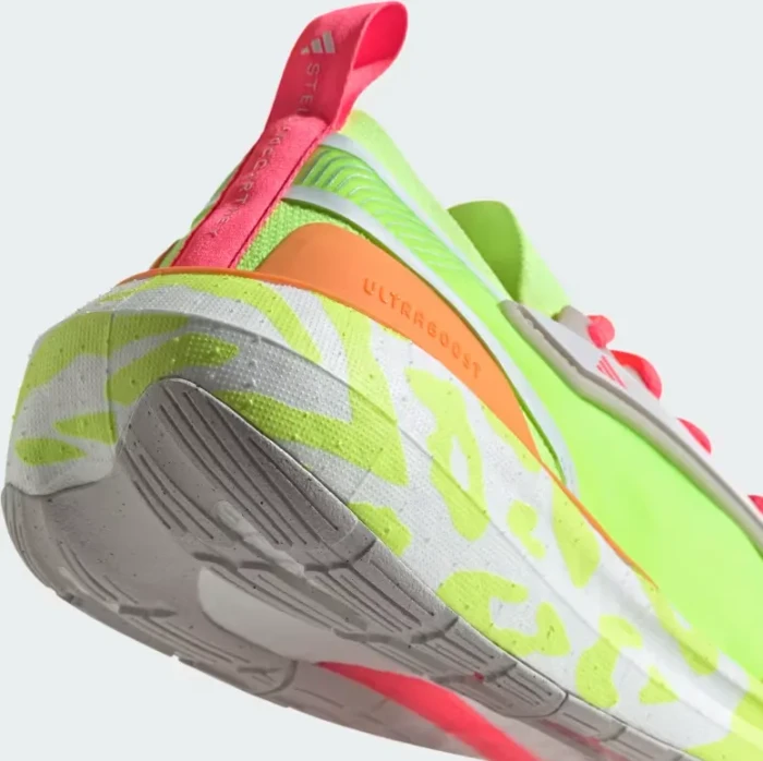 adidas Ultraboost Light signal green/hazy orange/turbo (Damen)