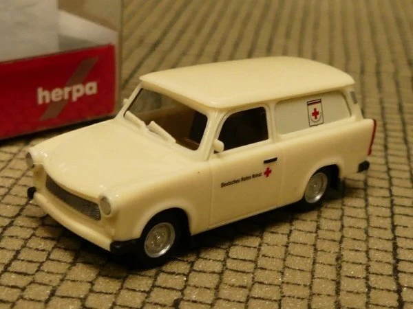 Herpa Trabant 601 Universal DRK Löbau/Sachsen