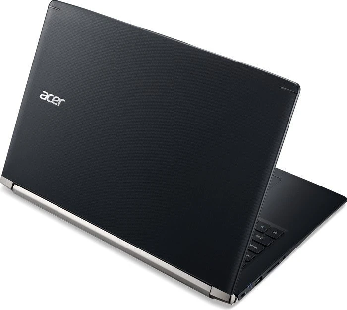 Acer Aspire V15 Nitro BE VN7-592G-790U, Core i7-6700HQ, 8GB RAM, 256GB SSD, 500GB HDD, GeForce GTX 960M, DE