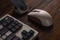 8BitDo Retro R8 Mouse mit Ladestation, N Edition, grau/rot, USB/Bluetooth Vorschaubild