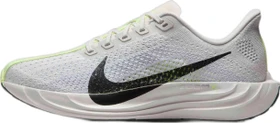 Nike Pegasus Plus platinum tint/pure platinum/barely volt/black (Damen)