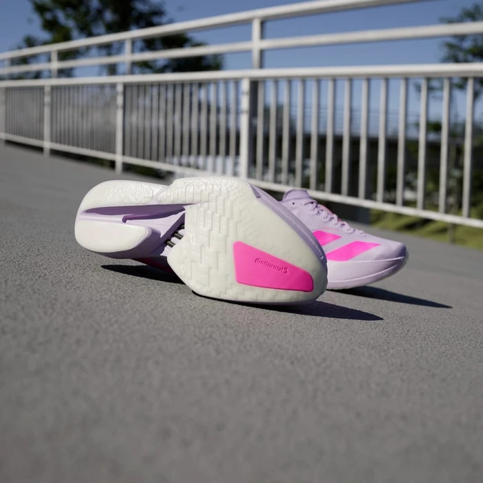 adidas Adizero Adios Pro 4 powder plum/shock pink/dash grey (Damen)
