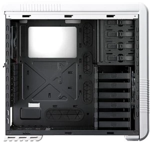 Cooler Master CM 690 II Advanced Black & White Edition