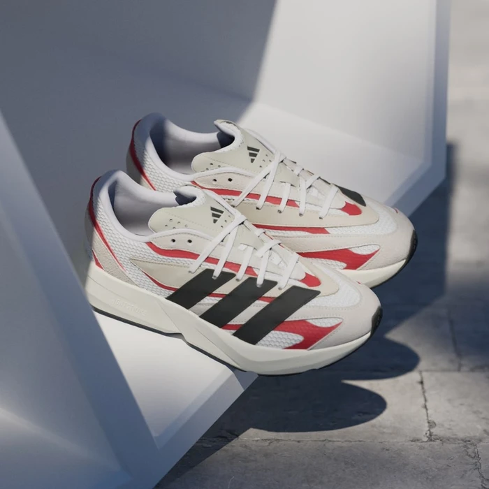 adidas Lightblaze off white/core black/better scarlet