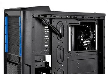 Thermaltake Chaser A41, Acrylfenster
