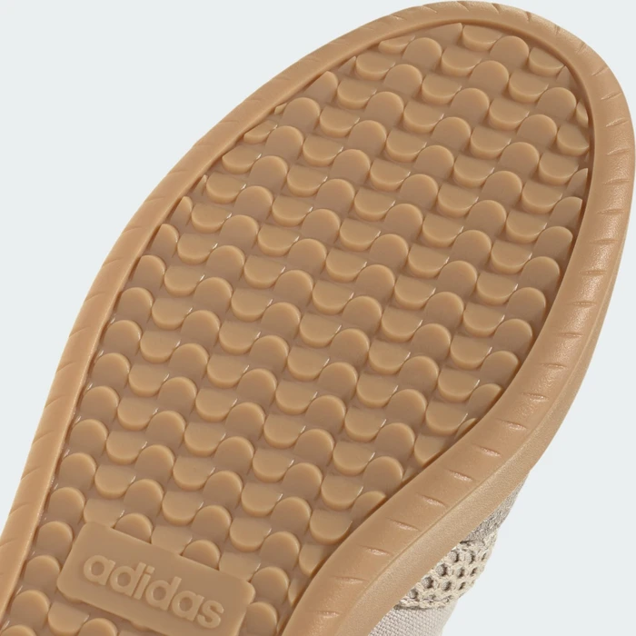 adidas Barreda wonder beige/gold metallic/gum (Damen)