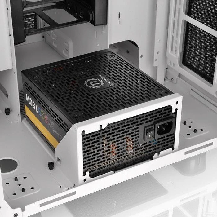 Thermaltake The Tower 900 Snow Edition, weiß, Glasfenster