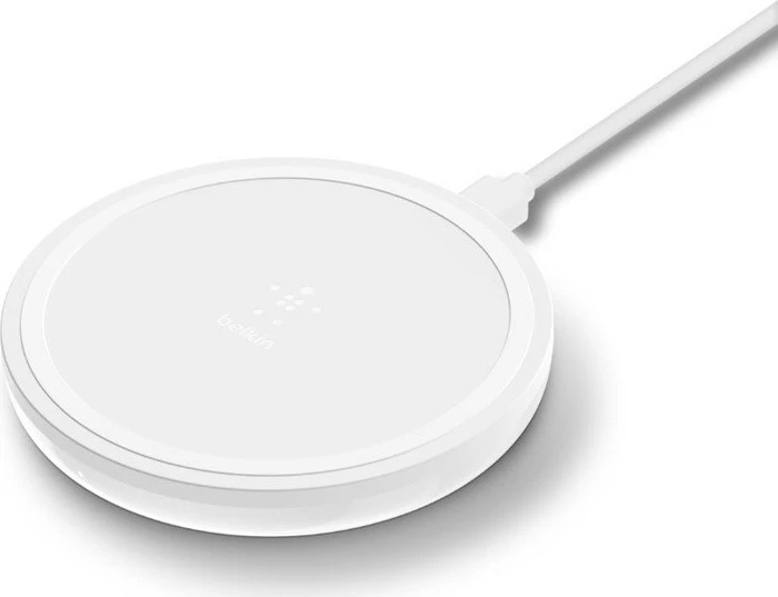 Belkin BoostUp Wireless Charging Pad 10W inkl. Ladegerät weiß