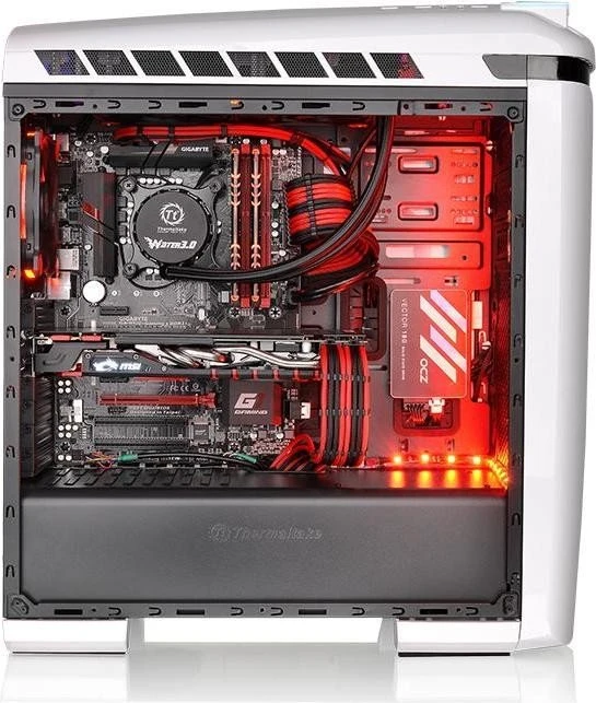 Thermaltake Versa C22 RGB Snow Edition weiß, Acrylfenster