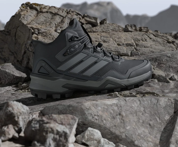 adidas Terrex Skychaser Mid GTX core black/grey two/grey six (Damen)