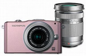 Olympus PEN E-PM1 rosa mit Objektiv M.Zuiko digital 14-42mm 3.5-5.6 II und M.Zuiko digital ED 40-150mm 4.0-5.6