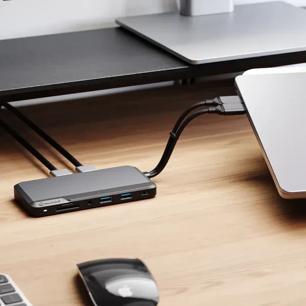Alogic Portable Dock for Mac 10-in-1 with Dual Display 4K, 2x USB-C 3.0 [Stecker]