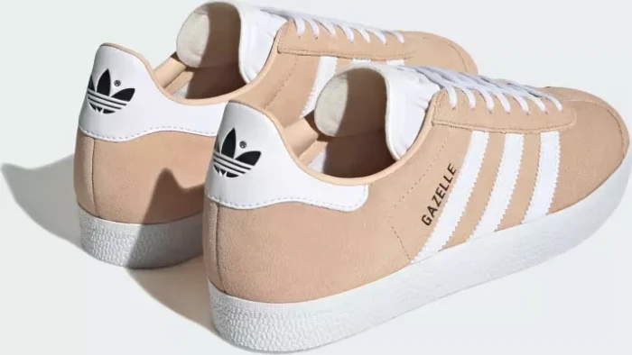 adidas Gazelle halo blush/cloud white/core black (Damen)